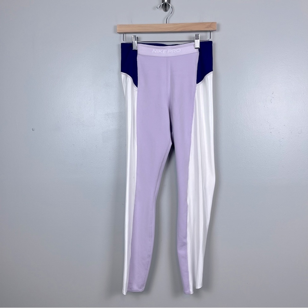 Nike Pro Women's Dri-Fit Pro Luxe 7/8 Training Leggings DA0958 Size M Activewear